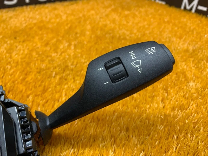 Блок подрулевых переключателей BMW X3 F25 N52B30A - миниатюра 3