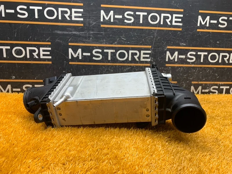 Интеркулер Mercedes-Benz C-Class W205 274.920 2014 - миниатюра 2