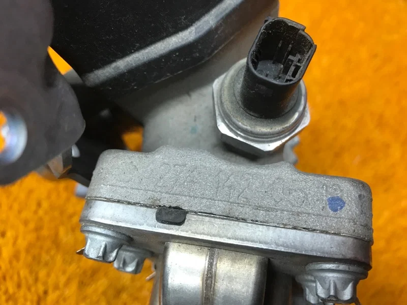 Клапан EGR Mercedes-Benz C-Class W205 274.920 - миниатюра 6