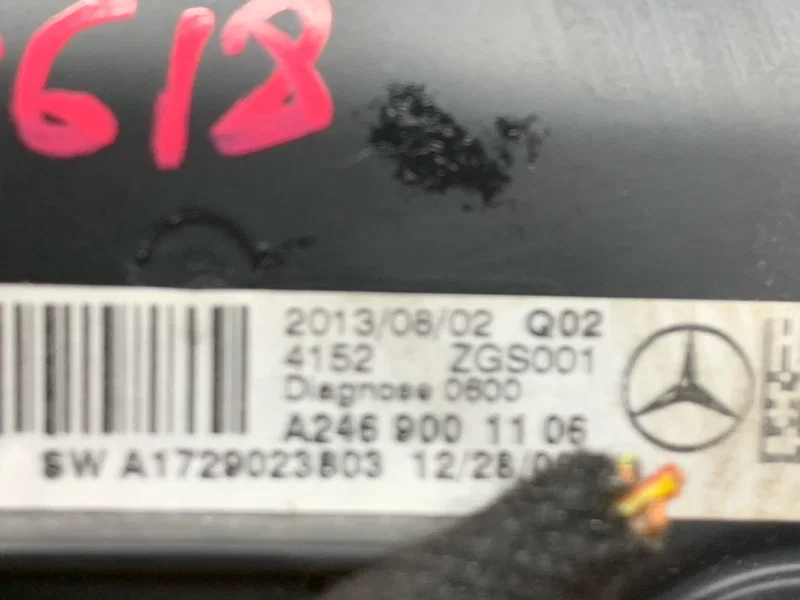 Монитор Mercedes-Benz A-class W176 270.910 2013 - миниатюра 7