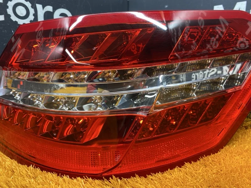 Фонарь задний правый Mercedes-Benz E-class W212 - миниатюра 3