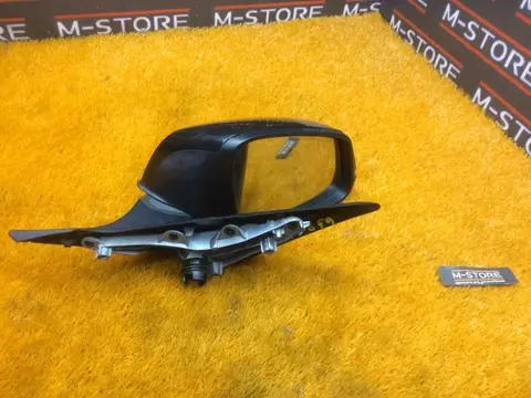 Зеркало правое BMW 1-Series F20 N13B16A 2011