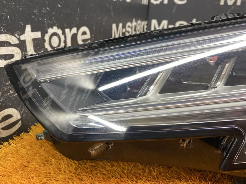 Фара левая Audi A4 B9/8W CVK 2015 - миниатюра 2