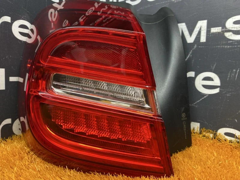 Фонарь задний левый Mercedes-Benz GLA-Class X156 - миниатюра 4
