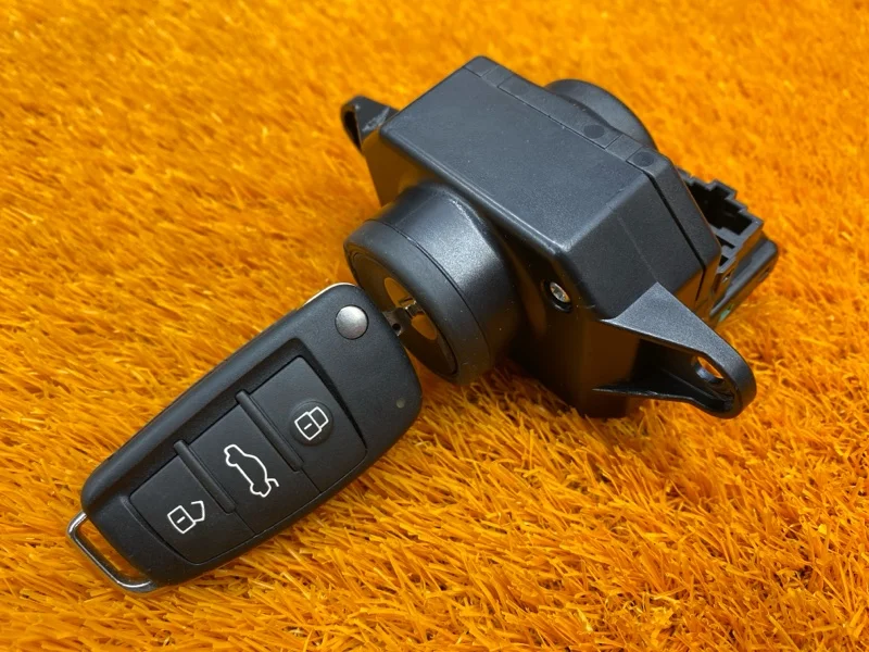 Замок зажигания Audi Q7 4L CJT 2011 - миниатюра 3