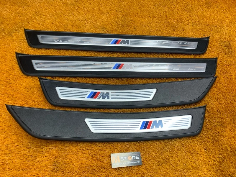 Накладка на порог салона BMW 5-Series F10 N47D20C - изображение 1