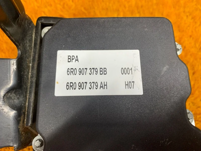 Блок ABS Audi A1 8X CAX 2011 - миниатюра 8