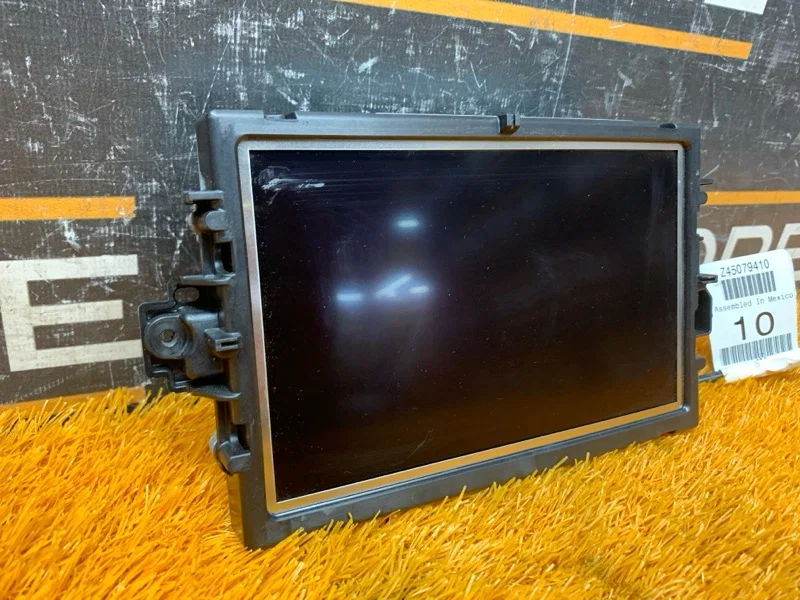 Монитор Mercedes-Benz M-Class W166 276.955 2013 - миниатюра 4
