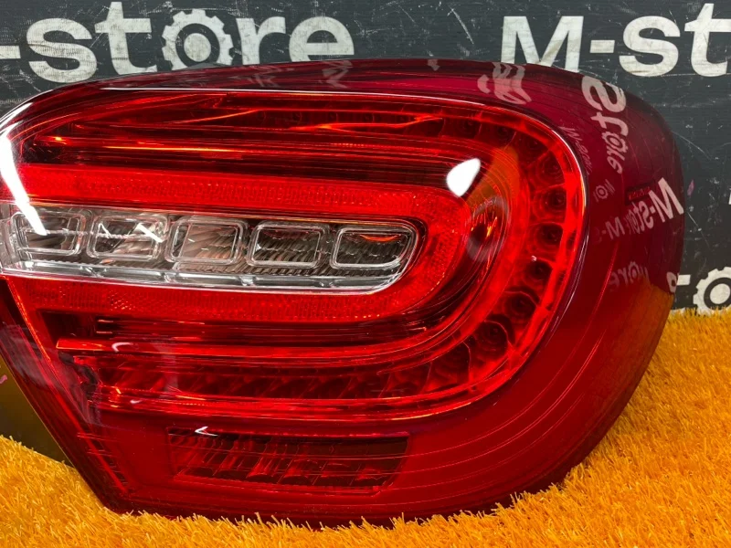 Фонарь задний правый Mercedes-Benz A-class W176 - миниатюра 3