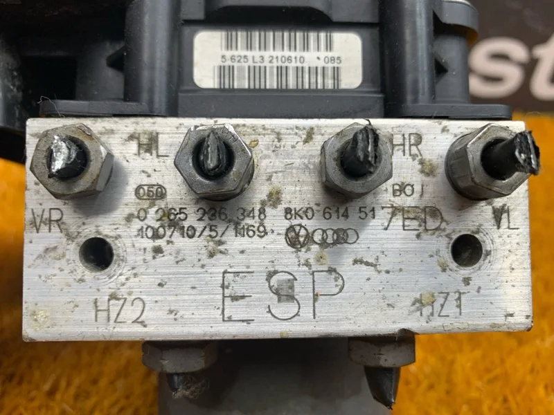 Блок ABS Audi A4 B8/8K CDH 2010 - миниатюра 8