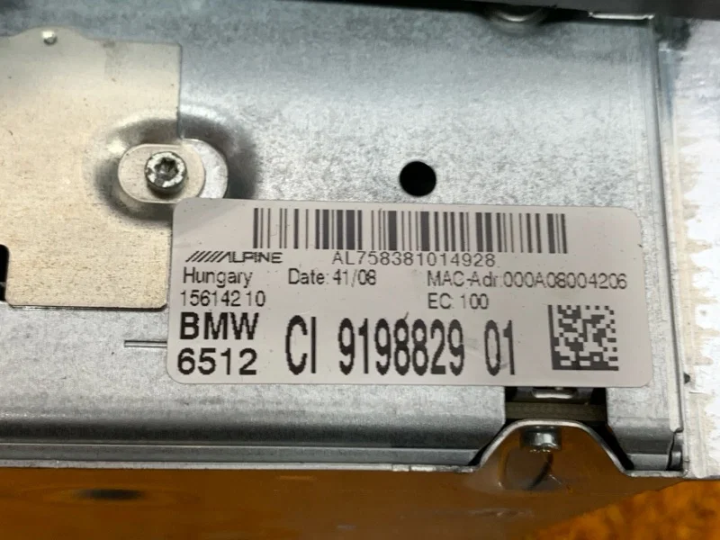 Магнитола BMW 1-Series E87 N43B16A 2010 - миниатюра 9
