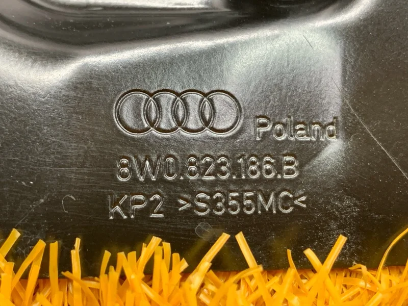 Скоба капота Audi A4 B9/8W CVK 2016 - миниатюра 5
