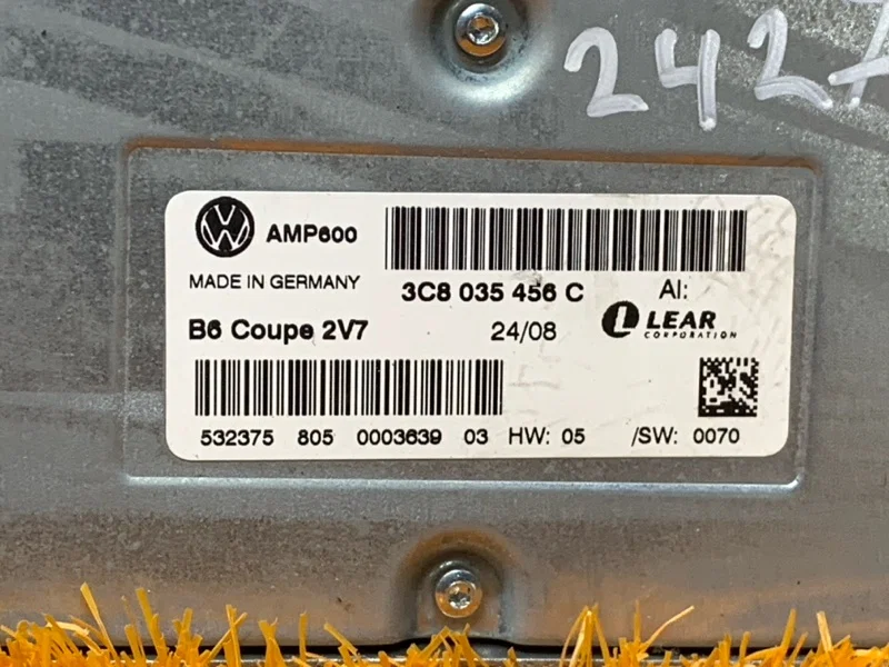 Усилитель звука Volkswagen Passat B7 CAX 2011 - миниатюра 5