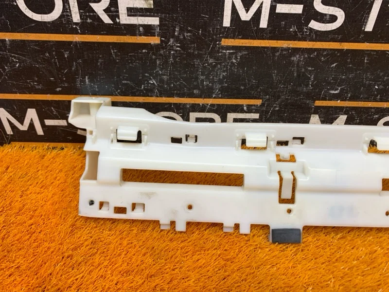 Крепление бампера заднее BMW 2-Series F45 B47C20A - миниатюра 5