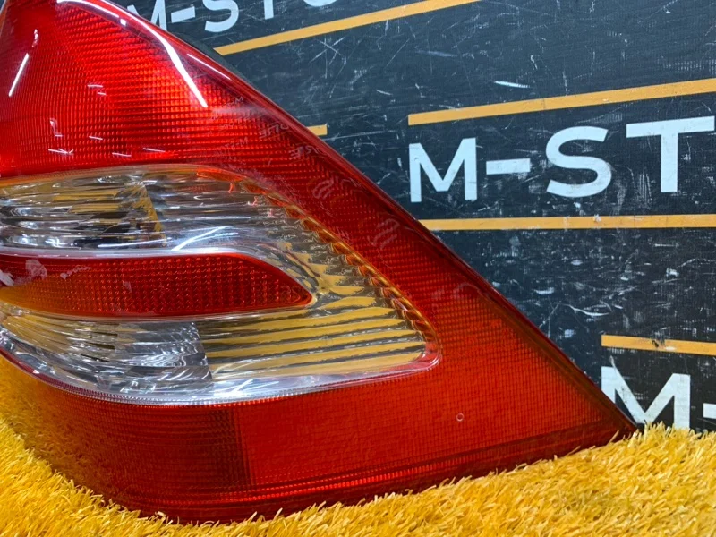 Фонарь задний правый Mercedes-Benz C-Class W203 - миниатюра 5