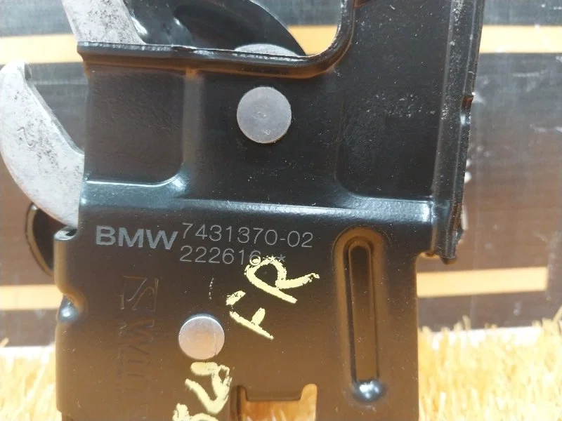 Замок капота правый BMW X1 F48 B47C20A 2016 - миниатюра 6