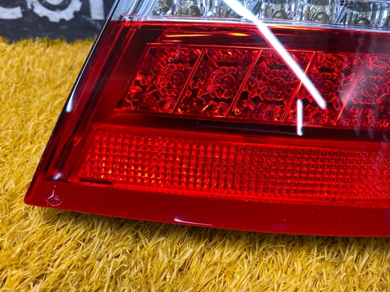 Фонарь задний правый Mercedes-Benz E-class C207 - миниатюра 3