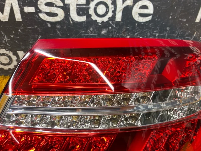 Фонарь задний правый Mercedes-Benz E-class C207 - миниатюра 4