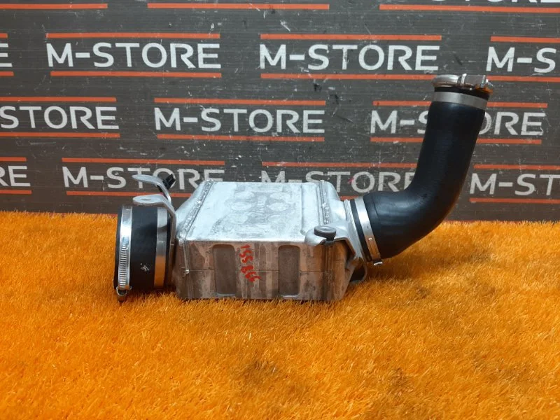 Интеркулер левый BMW 7-Series F01 N63B44A 2009 - миниатюра 5