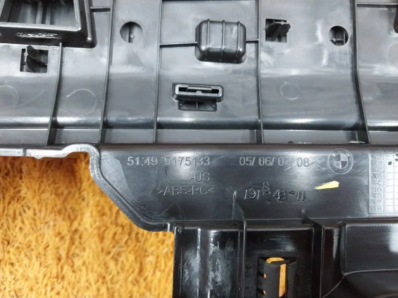 Накладка багажника BMW X3 F25 N52B30A 2011 - миниатюра 7