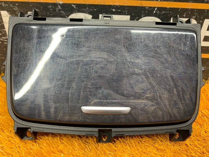 Подстаканник передний BMW 7-Series F01 N63B44A - миниатюра 2