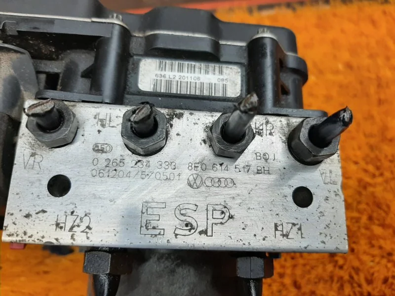 Блок ABS Audi A4 B7/8E BWE 2006 - миниатюра 8