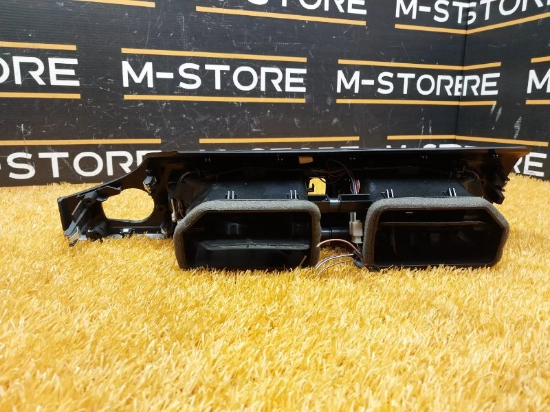 Дефлектор воздушный передний BMW X3 F25 N52B30A - миниатюра 5