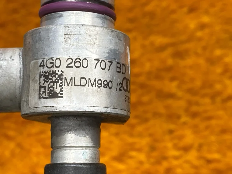 Трубка кондиционера Audi A6 C7/4G CHJ 2012 - миниатюра 7