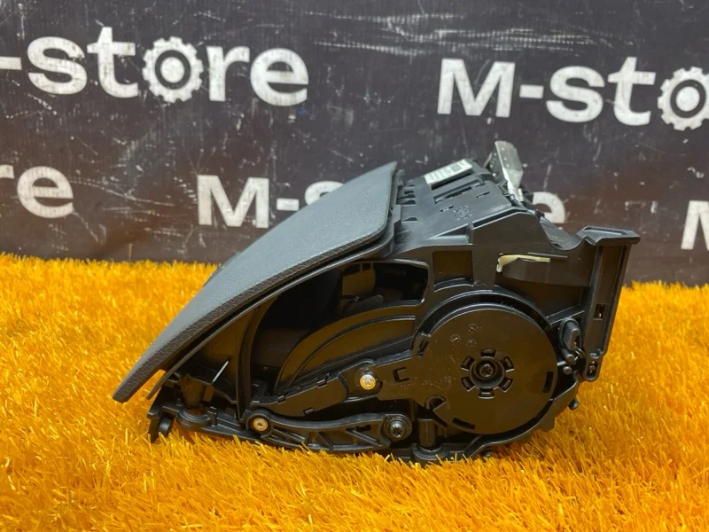 Монитор Mercedes-Benz C-Class W204 271.860 2010 - миниатюра 4