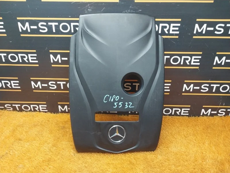 Крышка двигателя Mercedes-Benz C-Class W205 - изображение 1