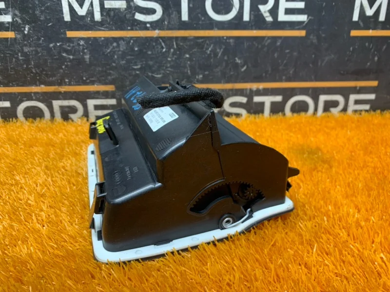 Монитор Audi A1 8X CAX 2012 - миниатюра 5