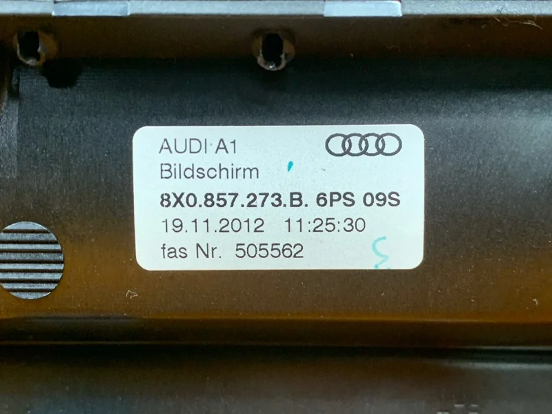 Монитор Audi A1 8X CAX 2012 - миниатюра 7