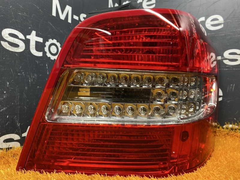 Фонарь задний правый Mercedes-Benz GLK-Class X204 - миниатюра 2