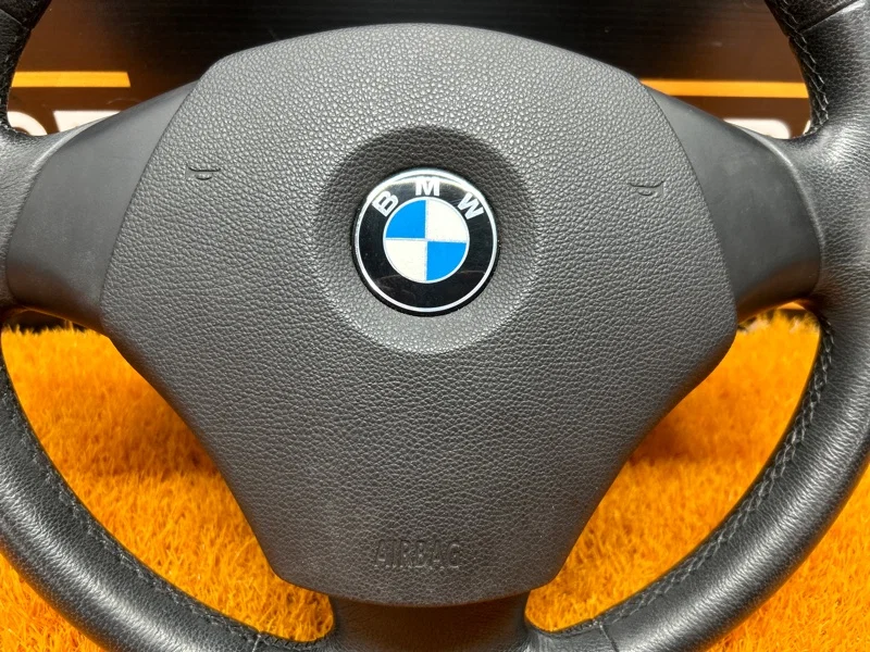 Руль BMW 3-Series E91 N46B20B 2007 - миниатюра 2