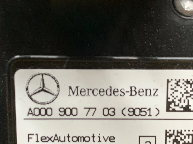 Плафон освещения передний Mercedes-Benz GLA-Class - миниатюра 8