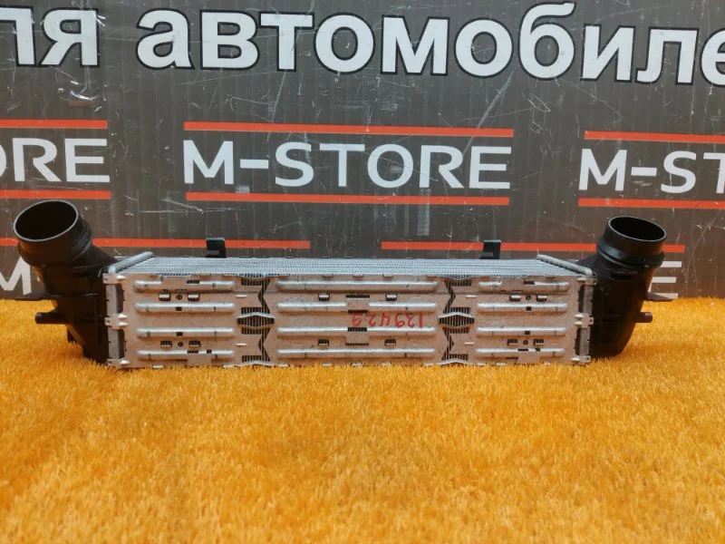 Интеркулер BMW 5-Series F10 2009-2013 - миниатюра 4