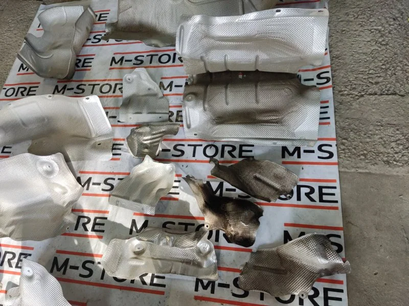 Тепловой экран Mercedes-Benz M-Class W164 272.967 - миниатюра 4