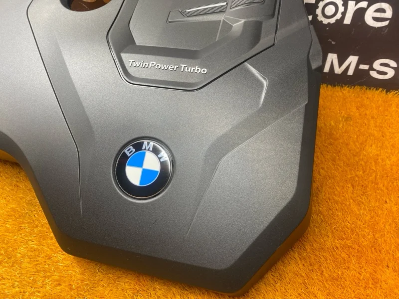 Крышка двигателя BMW 3-Series G20 B48B20A 2019 - миниатюра 5