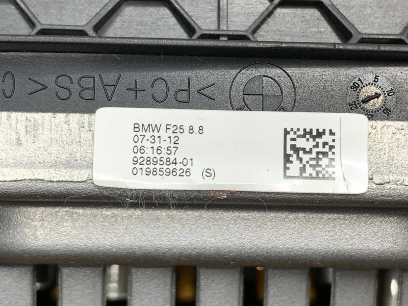 Монитор BMW X3 F25 N55B30A 2012 - миниатюра 6