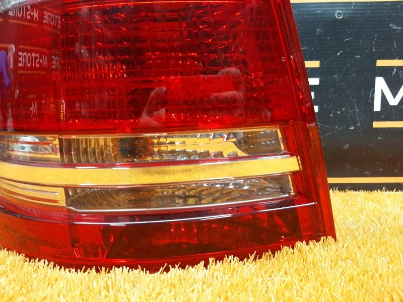 Фонарь задний левый Mercedes-Benz GL-CLASS X164 - миниатюра 2