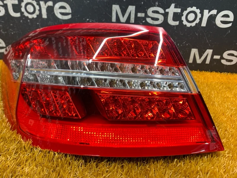 Фонарь задний левый Mercedes-Benz E-class C207 - миниатюра 3