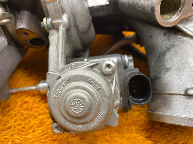 Турбина Audi A4 B9/8W CVK 2015 - миниатюра 9