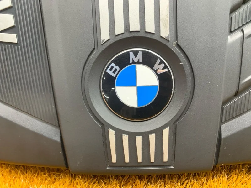 Крышка двигателя BMW X3 F25 N47D20C 2014 - миниатюра 6