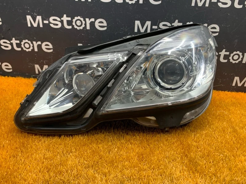 Фара левая Mercedes-Benz E-class W212 276.952 2012