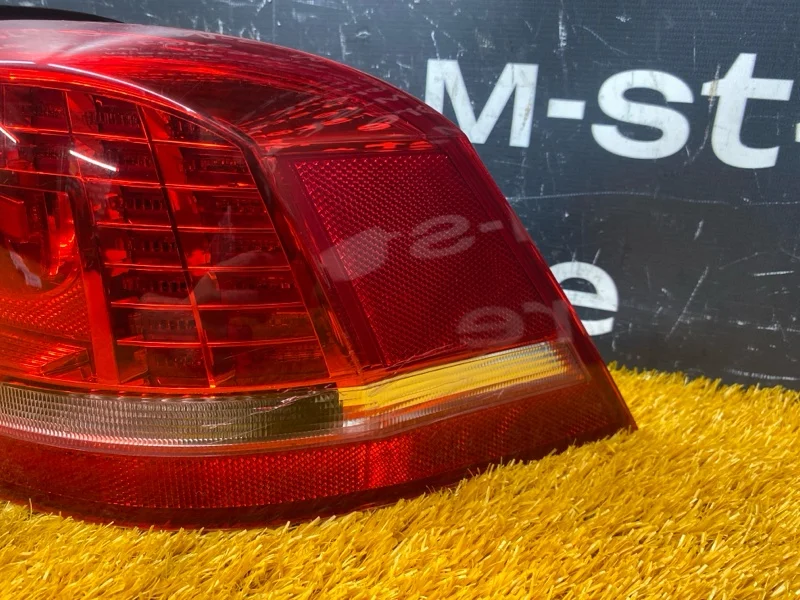 Фонарь задний правый Volkswagen Passat B7 CAX 2012 - миниатюра 2