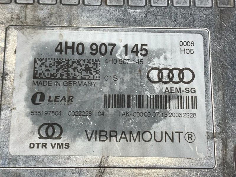 Блок управления пневмоподвеской Audi A8 4H/D4 CEU - миниатюра 3