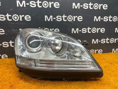 Фара правая Mercedes-Benz M-Class W164 272.967