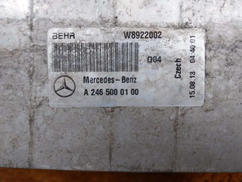 Интеркулер Mercedes-Benz A-class W176 270.910 2013 - миниатюра 6