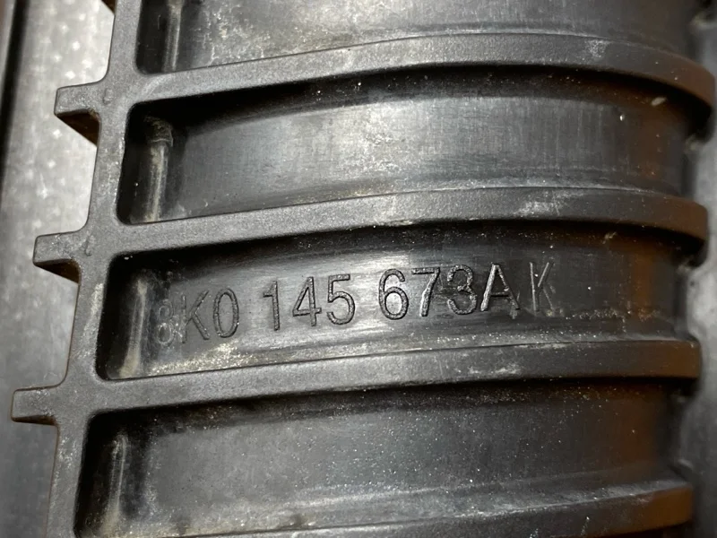 Патрубок интеркулера левый Audi A4 B8/8K CDH 2010 - миниатюра 6