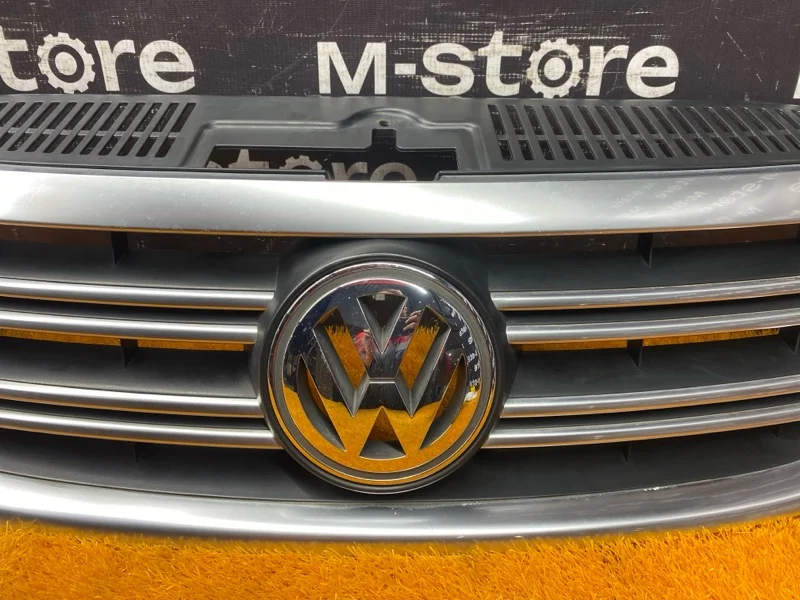 Решетка радиатора Volkswagen Tiguan 5N CCZ 2011 - миниатюра 4